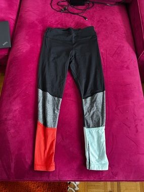Lululemon, size 6 leggings